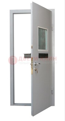 Белая металлическая дверь в кассу ДКС-1 в Талдоме