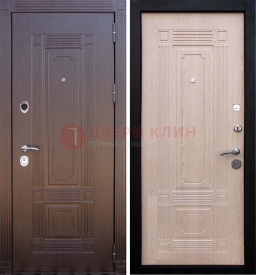 Коричневая входная дверь с МДФ ДМ-173 для кирпичного дома в Талдоме