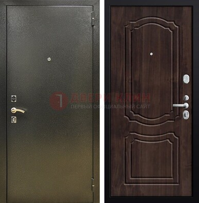 Темно-серая железная дверь с порошковым покрытием и коричневой МДФ ДП-288 в Талдоме