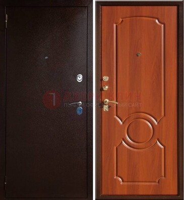 Темная железная дверь с порошковым напылением ДП-46 в Талдоме