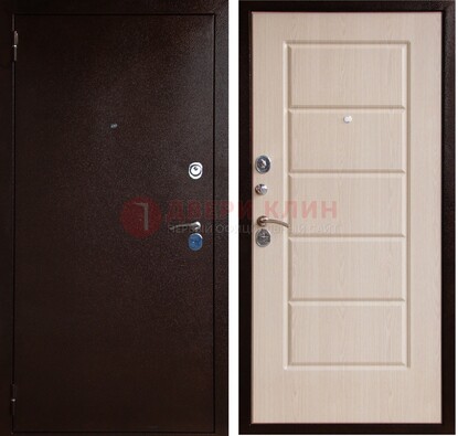 Коричневая металлическая дверь с порошковым окрасом ДП-92 в Талдоме
