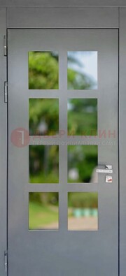 Серая металлическая дверь со стеклом ДС-78 в Талдоме