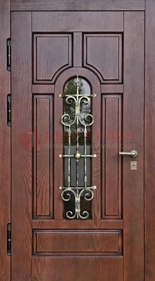 Cтальная дверь со стеклом и ковкой в коричневом цвете ДСК-119 в Талдоме