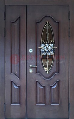 Темная металлическая дверь Винорит со стеклом и ковкой ДСК-239 в Талдоме