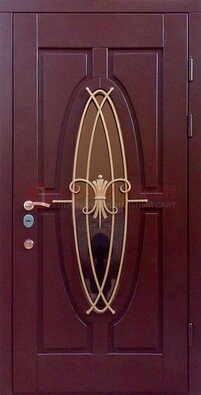 Бордовая стальная дверь Винорит со стеклом и ковкой ДСК-263 в Талдоме