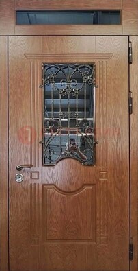 Металлическая входная дверь со стеклом и ковкой для дома ДСК-96 в Талдоме
