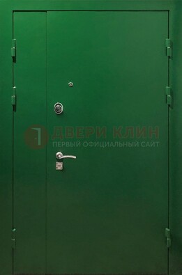 Зеленая распашная тамбурная дверь Порошок ДТМ-47 в Талдоме