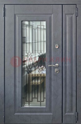Серая стальная дверь Винорит со стеклом и ковкой ПЛ-29 в Талдоме