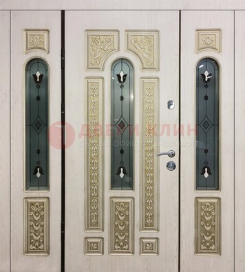 Светлая железная дверь с МДФ и витражом ВЖ-34 в Талдоме