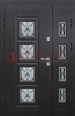 Чёрная двухстворчатая железная дверь с МДФ и витражом ВЖ-35 в Талдоме